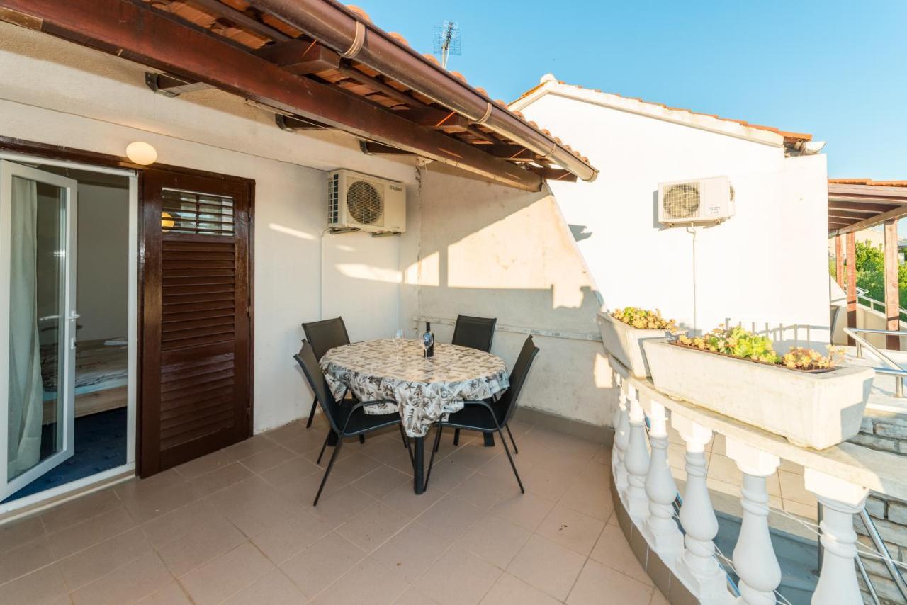Sukošan Apartments Keran מראה חיצוני תמונה