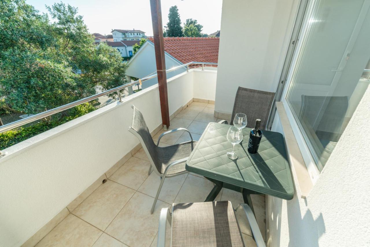 Sukošan Apartments Keran מראה חיצוני תמונה
